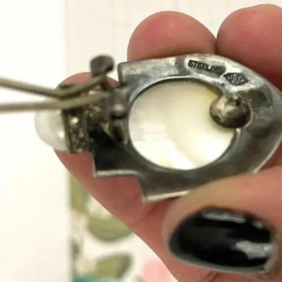 VTG Judith Jack Sterling Silver Faux Pearl Marcasite Earrings JJ Signed 19 Grams - Picture 6 of 16